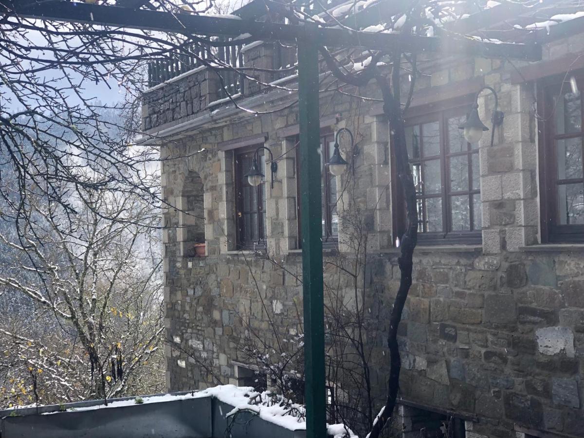 Ξενώνας Πατρικό Neraïdochóri Bagian luar foto